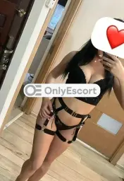 3881423844